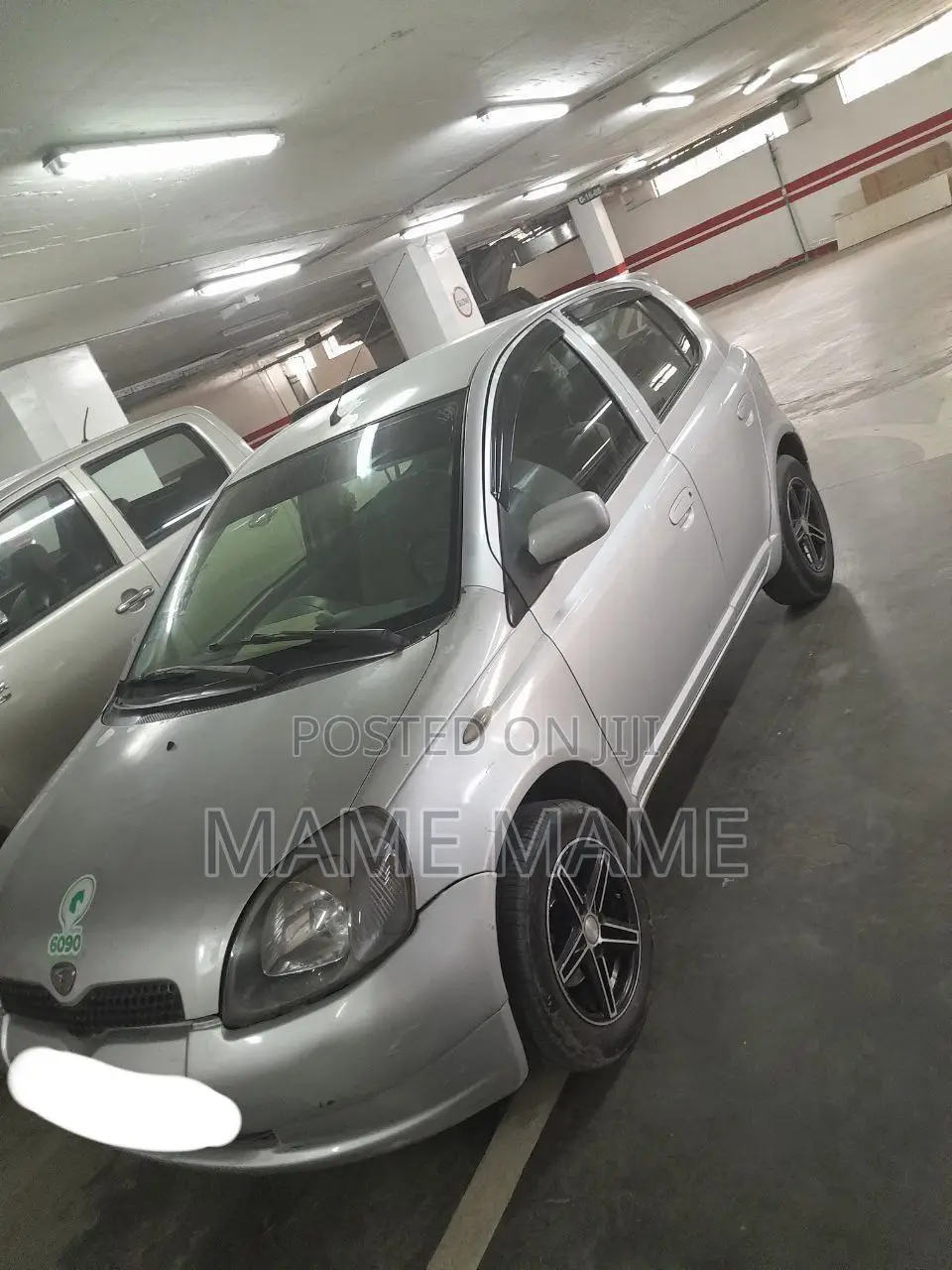 Toyota Vitz 2001 Silver