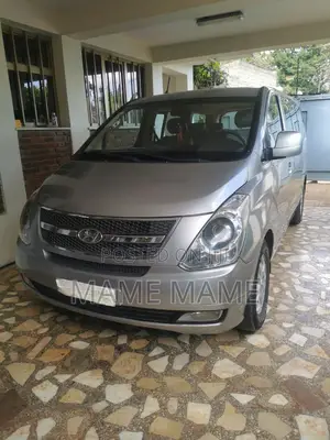 Hyundai Starex 2012 Silver