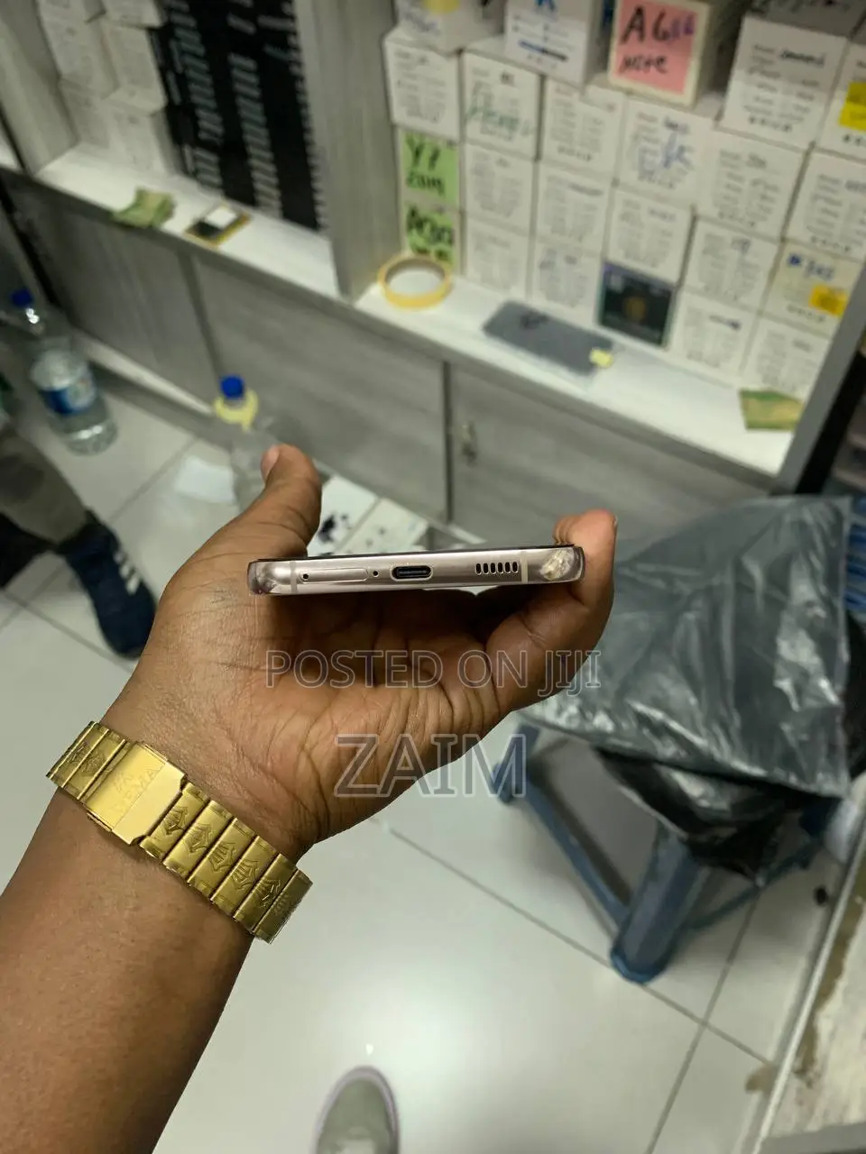 New Samsung Galaxy S22+ 5G 128 GB Rose Gold