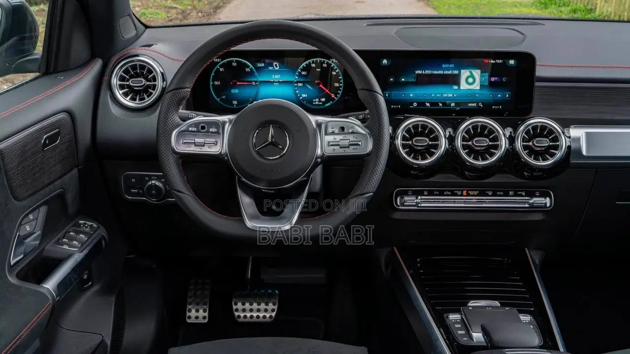 New Mercedes-Benz 300E 2023 Matt Black