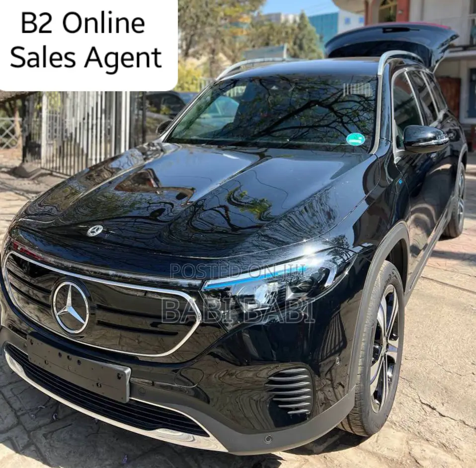 New Mercedes-Benz 300E 2023 Matt Black