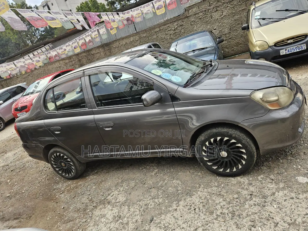 Toyota Platz 2005 Gray