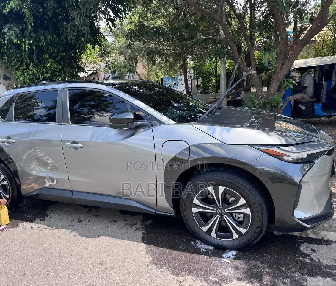 New Toyota bZ4X 2023 Silver