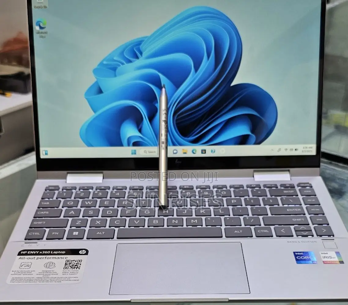 New Laptop HP Envy X360 16GB Intel Core I7 SSD 1T