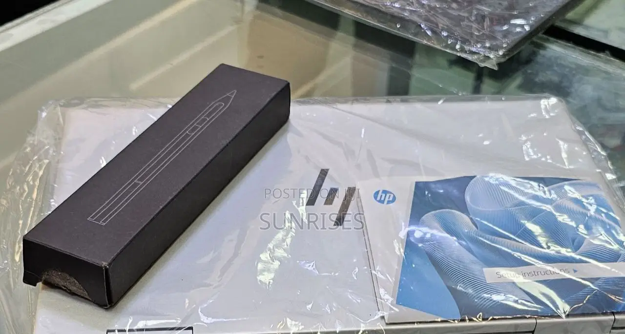 New Laptop HP Envy X360 16GB Intel Core I7 SSD 1T