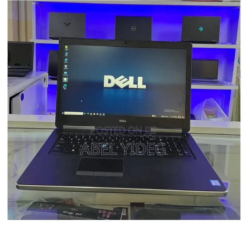 New Laptop Dell Precision 7720 16GB Intel Xeon SSD 512GB