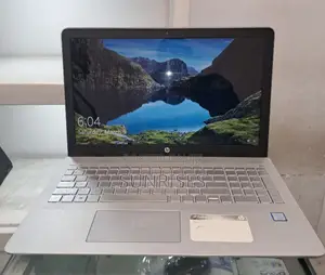 New Laptop HP Pavilion 15 12GB Intel Core I5 SSD 1.5T