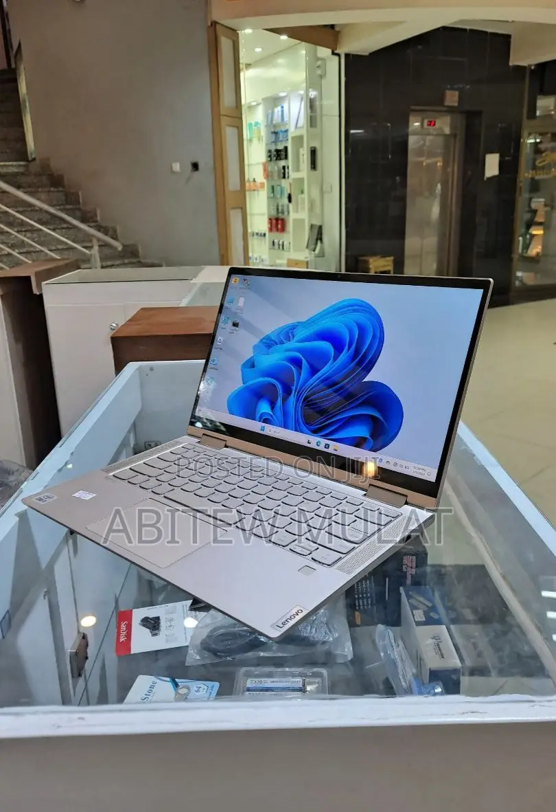 New Laptop Lenovo Yoga C740 8GB Intel Core I5 SSD 512GB