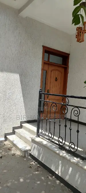 5bdrm Villa in Villa House Rent, Bole for rent