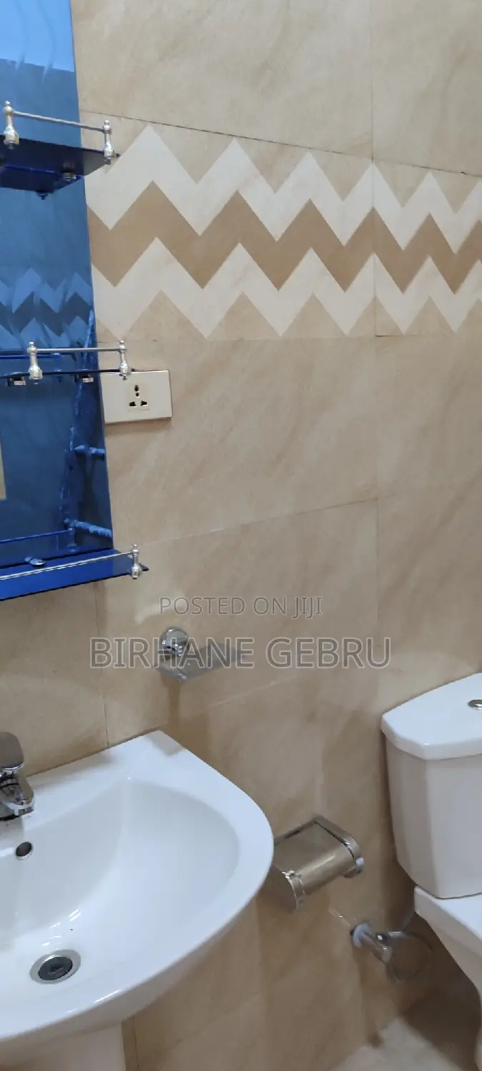 5bdrm Villa in Villa House Rent, Bole for rent