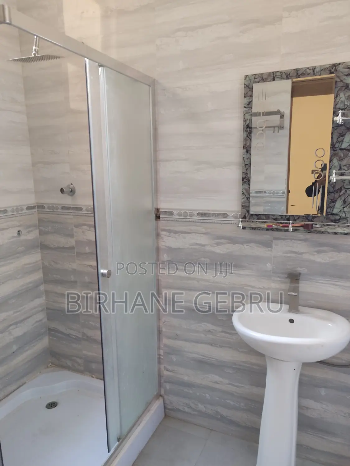 5bdrm Villa in Villa House Rent, Bole for rent