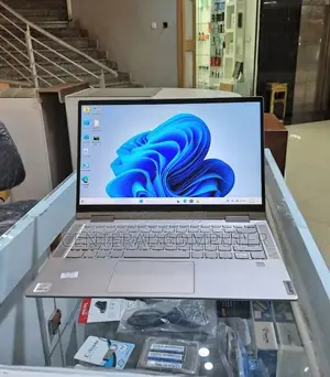 Photo - New Laptop Lenovo Yoga C740 8GB Intel Core I5 SSD 512GB
