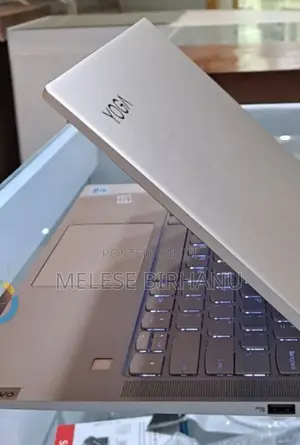 New Laptop Lenovo Yoga C740 8GB Intel Core I5 SSD 512GB