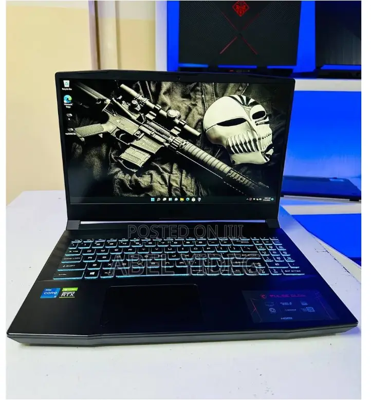 New Laptop MSI Pulse GL66 8GB Intel Core I5 SSD 512GB
