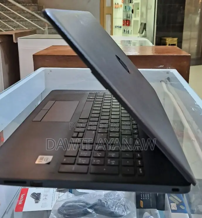 New Laptop HP Stream Notebook 8GB Intel Core I5 HDD 1T