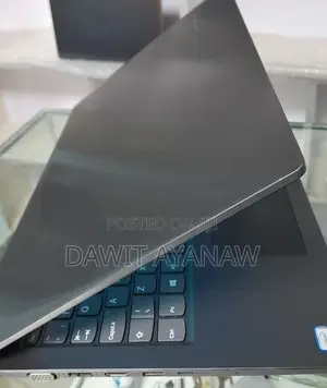 New Laptop Lenovo 8GB Intel Core I7 HDD 1T