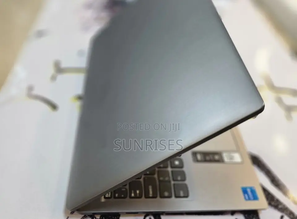 New Laptop Lenovo Ideapad 3 16GB Intel Core I5 SSD 512GB