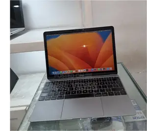 Photo - New Laptop Apple MacBook Pro 2017 8GB Intel Core I5 SSD 512GB