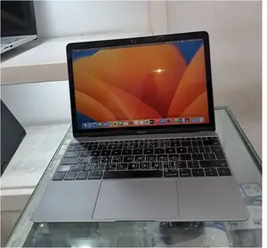 New Laptop Apple MacBook Pro 2017 8GB Intel Core I5 SSD 512GB