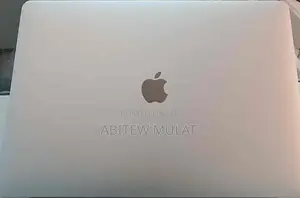 Photo - New Laptop Apple MacBook Pro 2018 16GB Intel Core i7 SSD 512GB