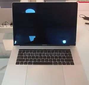 New Laptop Apple MacBook Pro 2018 16GB Intel Core i7 SSD 512GB