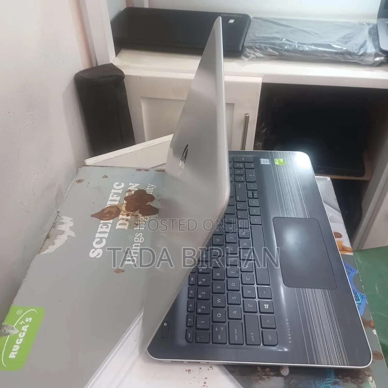 Laptop HP Pavilion 15 8GB Intel Core I5 HDD 1T