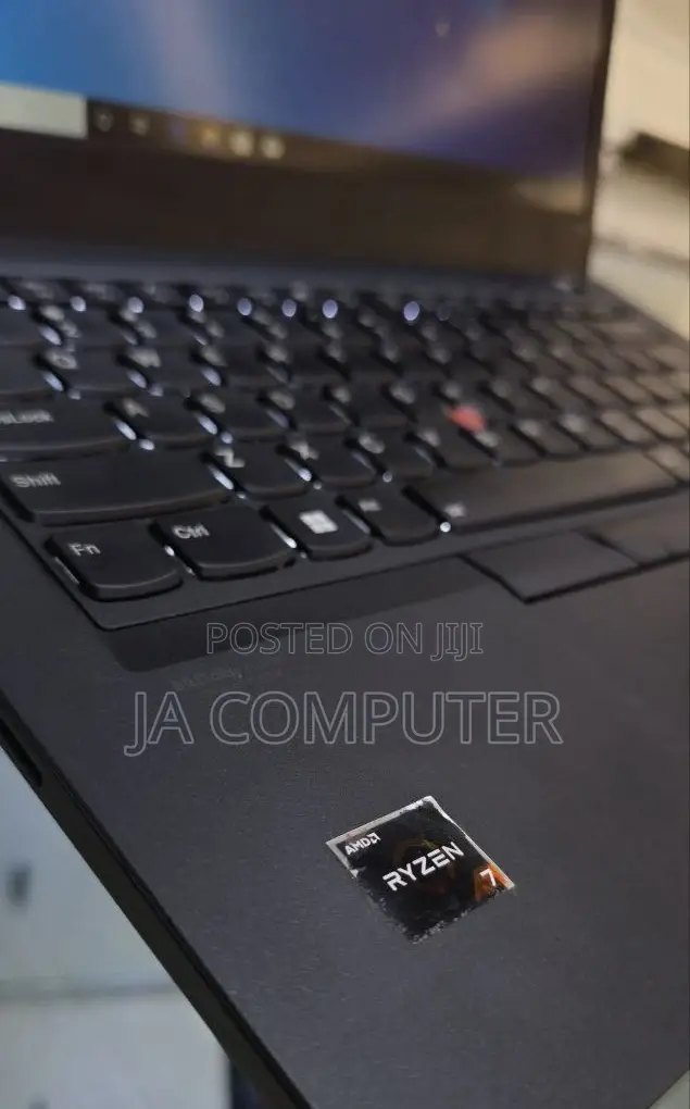 New Laptop Lenovo ThinkPad T14 8GB AMD Ryzen 7 SSD 512GB