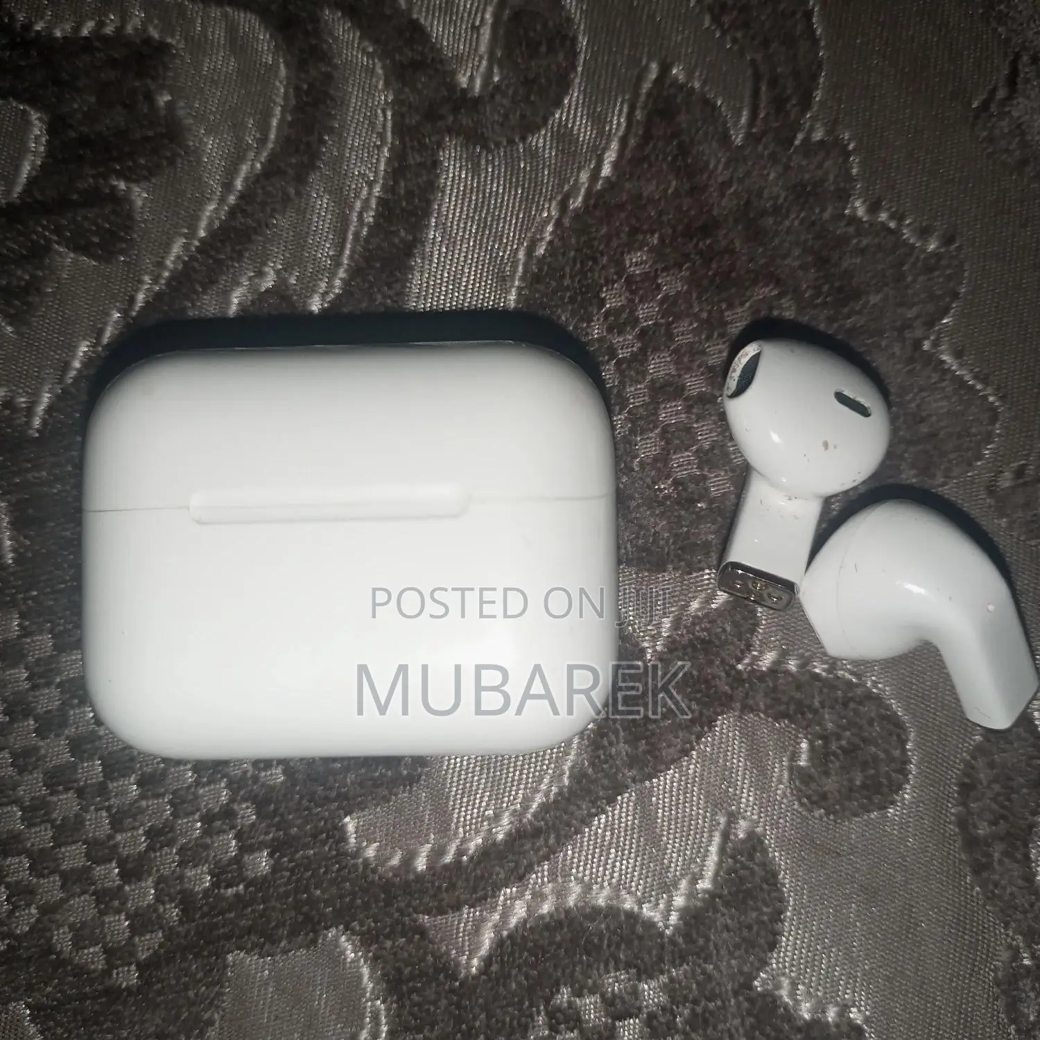 Pro 5s White Wireless Short Earbud