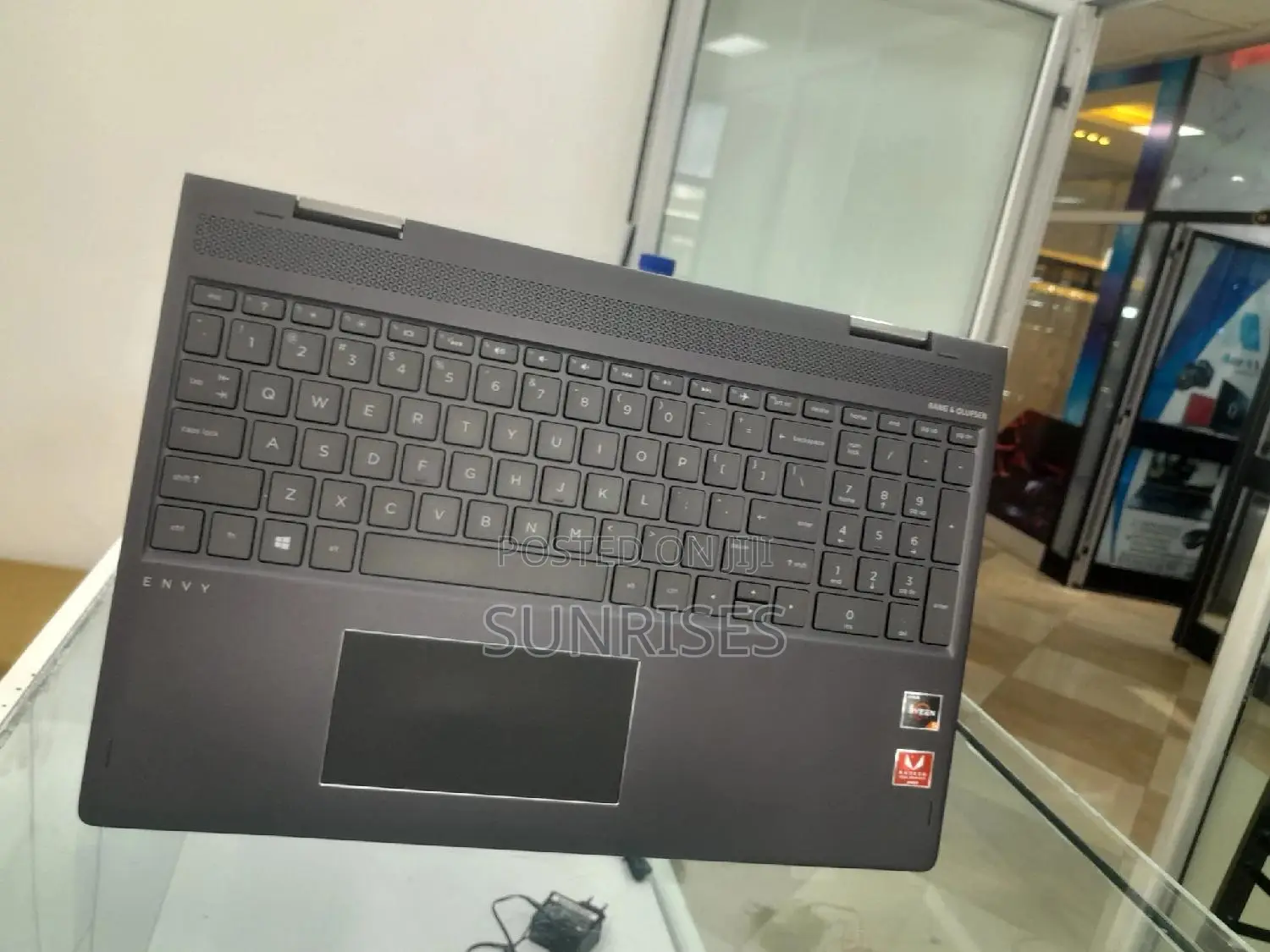 New Laptop HP Envy X360 16GB AMD Ryzen 5 SSD 256GB