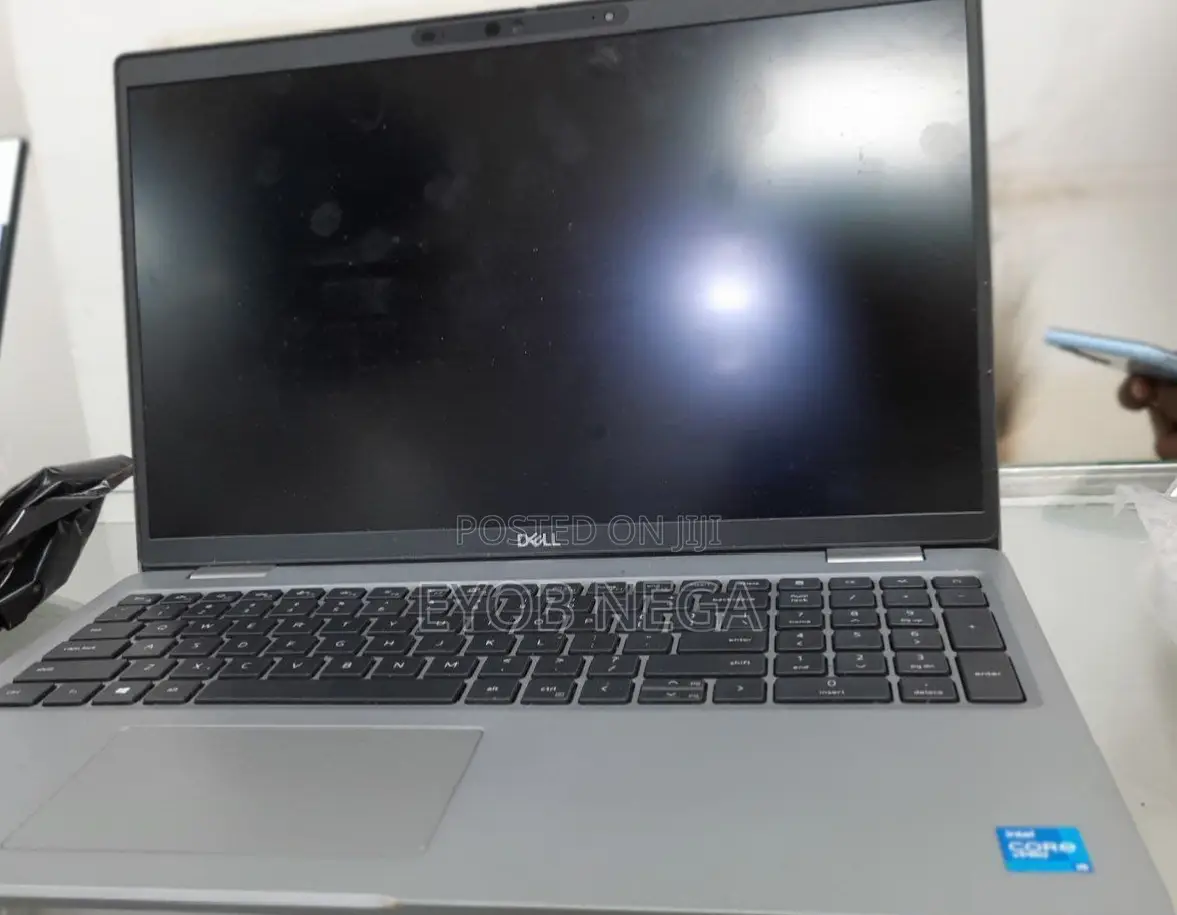 New Laptop Dell Latitude 5529 16GB Intel Core I5 SSD 512GB