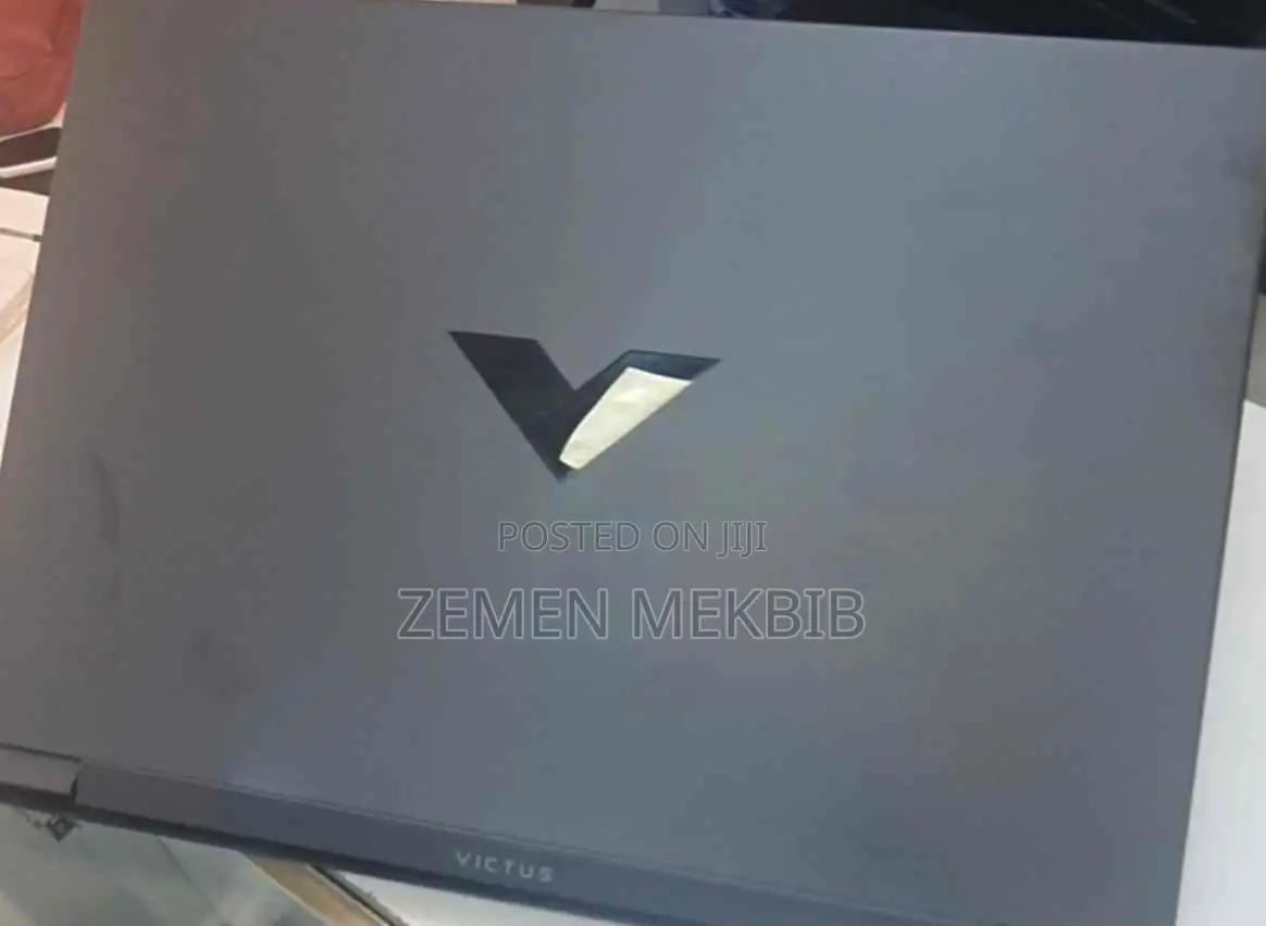 New Laptop HP 16GB AMD Ryzen 5 SSD 512GB