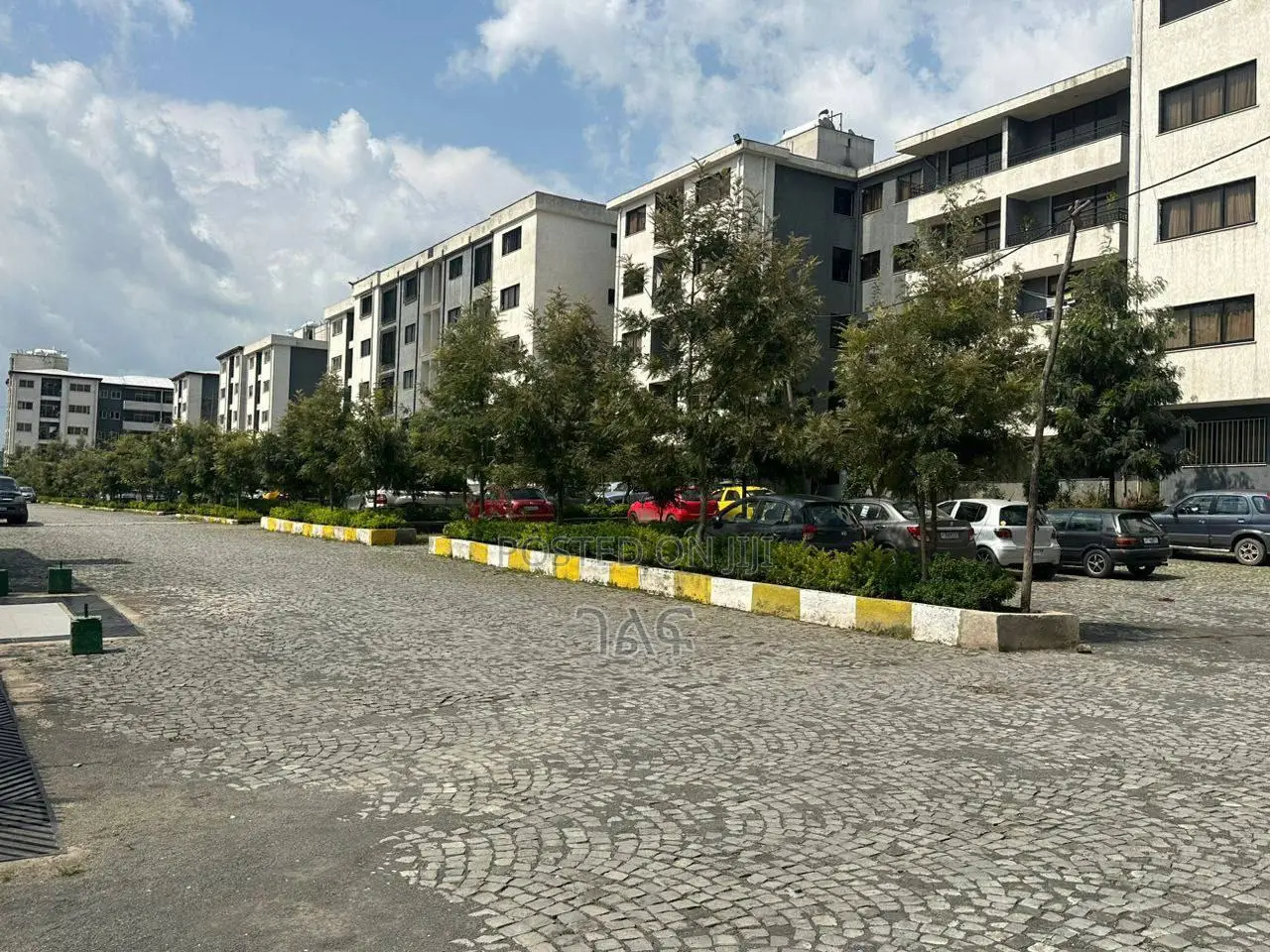 3bdrm Apartment in አያት ሃይሌ ሪልስቴት ቅንጡ, Bole for sale
