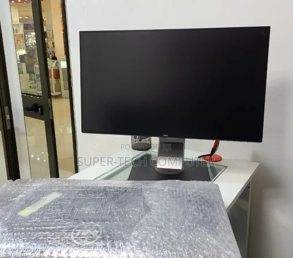 Dell 24 Inchi Frameless Monitor