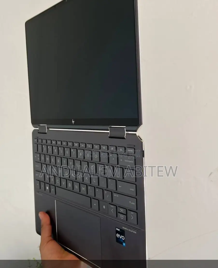 New Laptop HP Spectre X360 16GB Intel Core I7 SSD 512GB
