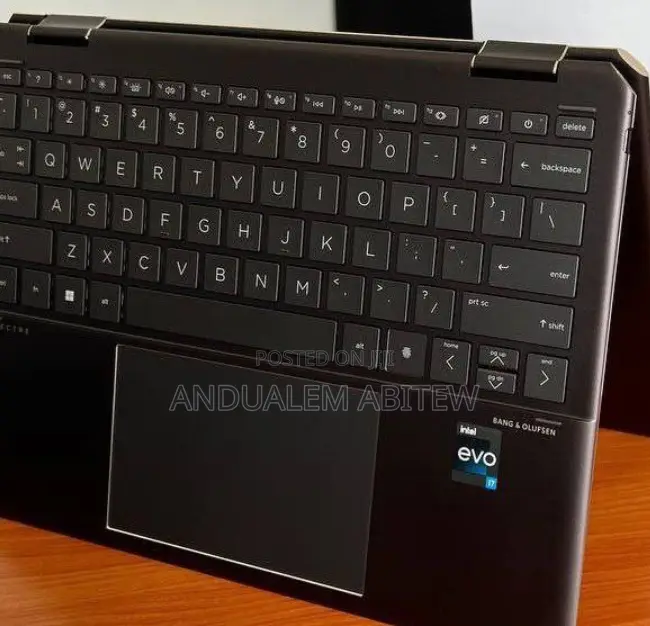 New Laptop HP Spectre X360 16GB Intel Core I7 SSD 512GB