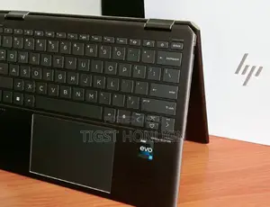 New Laptop HP Spectra 13 16GB Intel Core I7 SSD 512GB