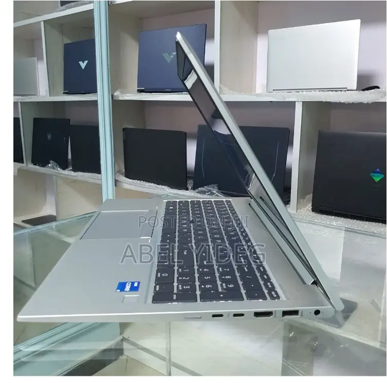 New Laptop HP EliteBook 850 G8 8GB Intel Core I5 SSD 512GB