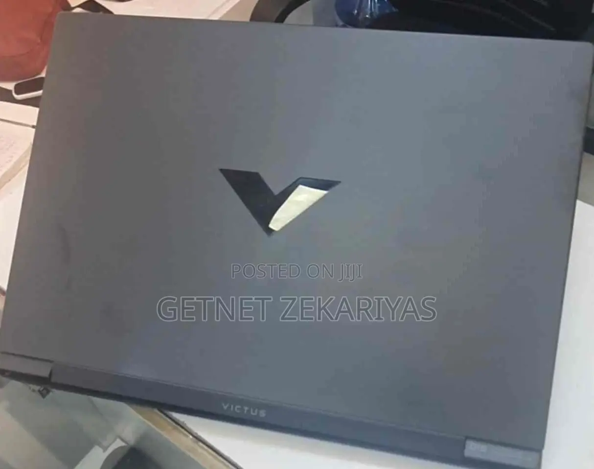 New Laptop HP Victus 15 16GB AMD Ryzen 5 SSD 512GB