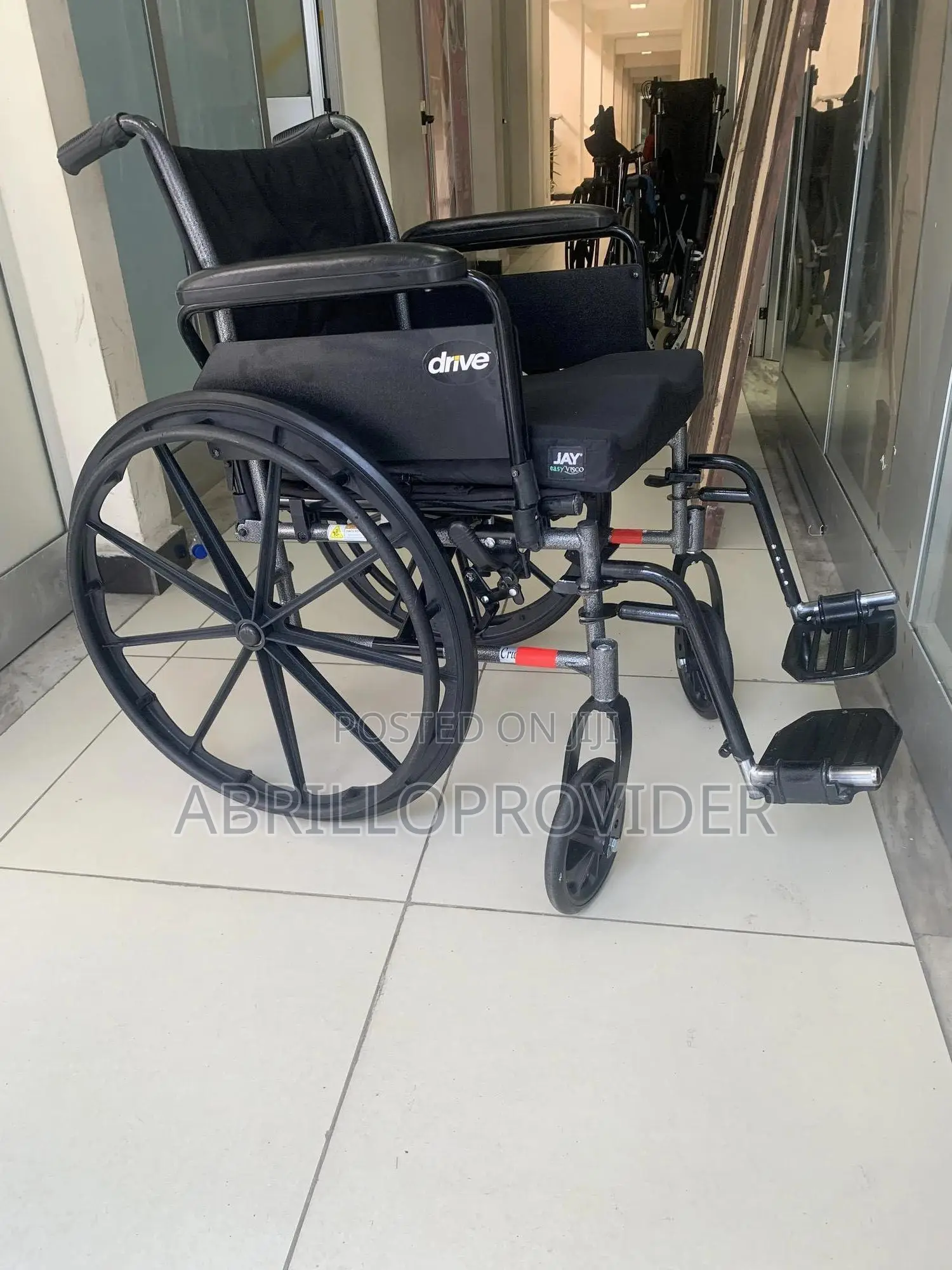 Light Foldable Manual Wheelchair With Attendant Brakes