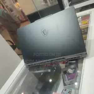 New Laptop MSI GE66 Raider 16GB Intel Core I7 SSD 512GB
