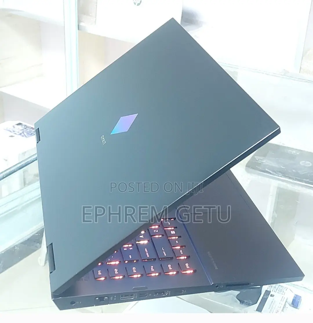New Laptop HP Omen 17 16GB Intel Core I7 SSD 1T