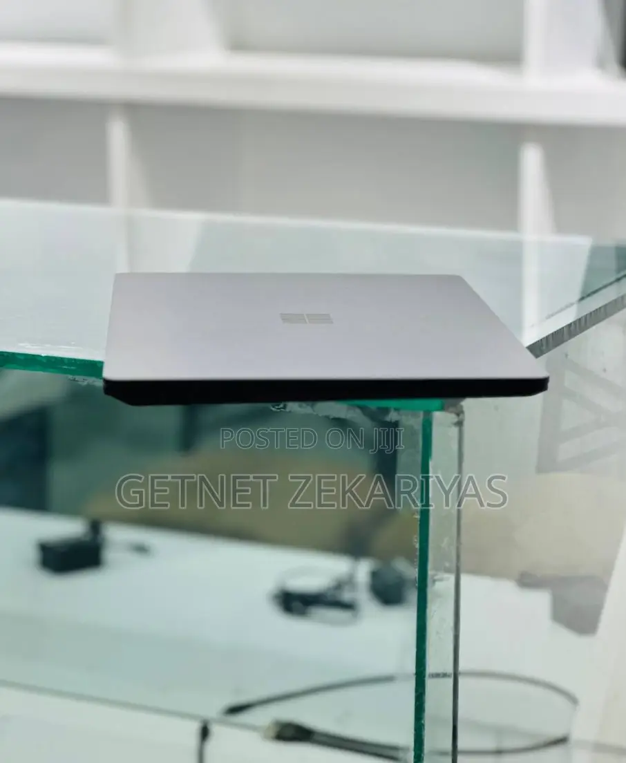 New Laptop Microsoft Surface 2 16GB Intel Core I7 SSD 512GB