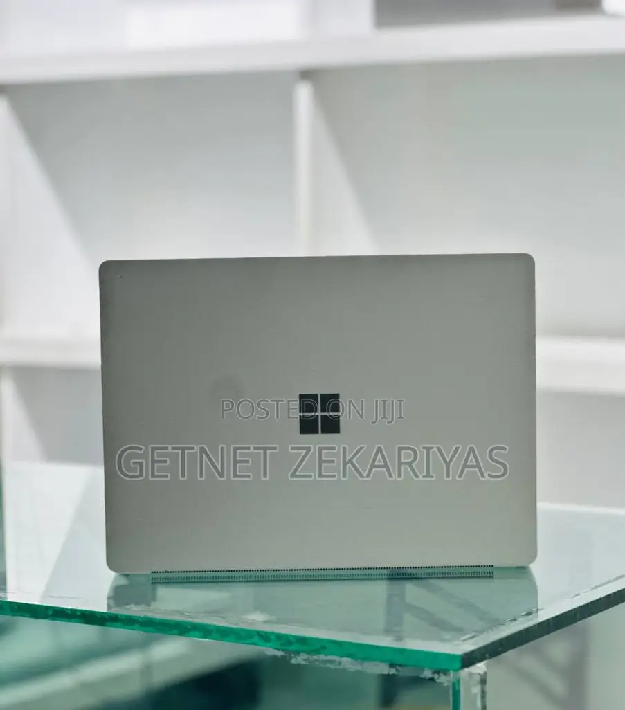 New Laptop Microsoft Surface 2 16GB Intel Core I7 SSD 512GB