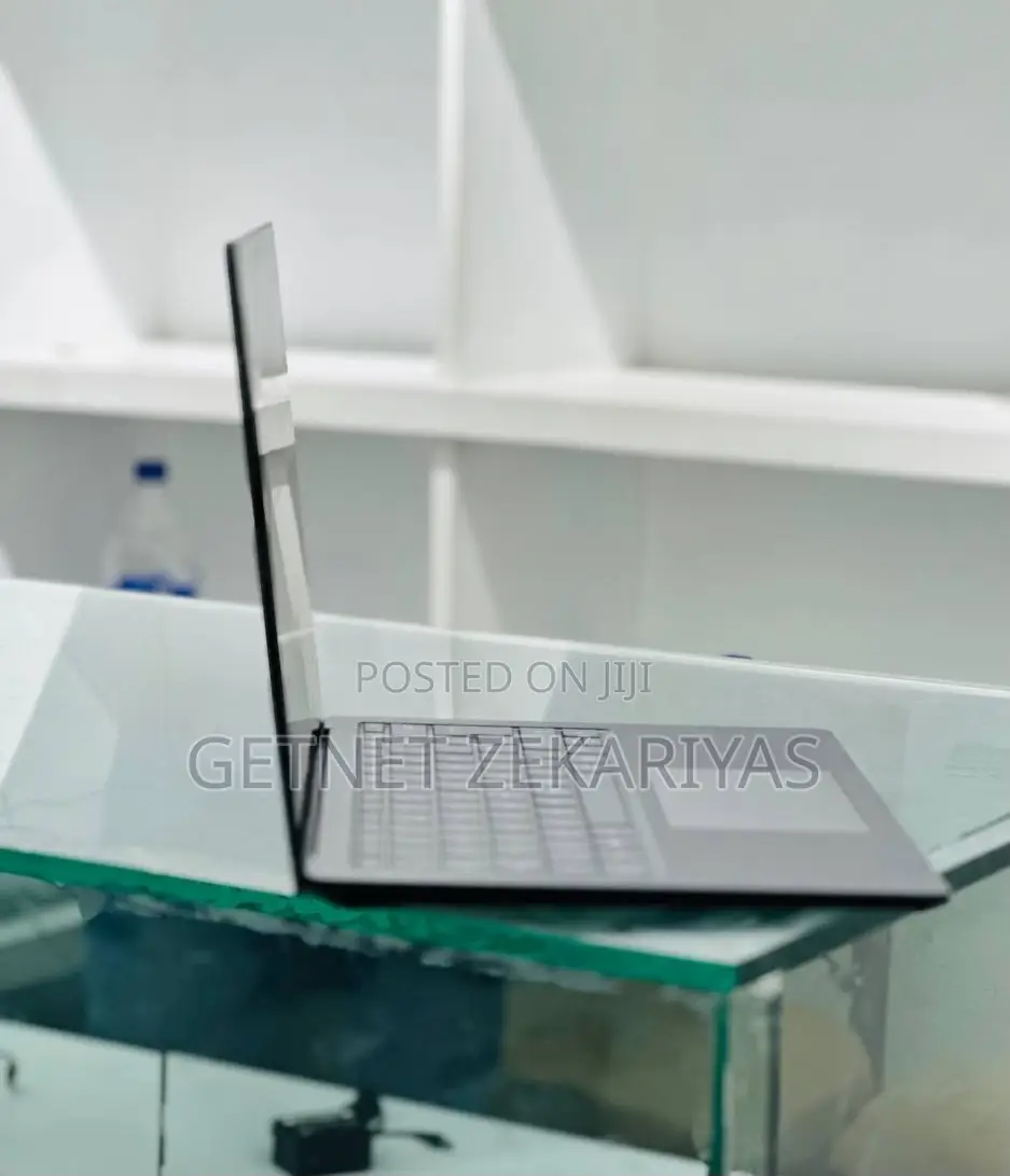 New Laptop Microsoft Surface 3 8GB Intel Core I5 SSD 256GB