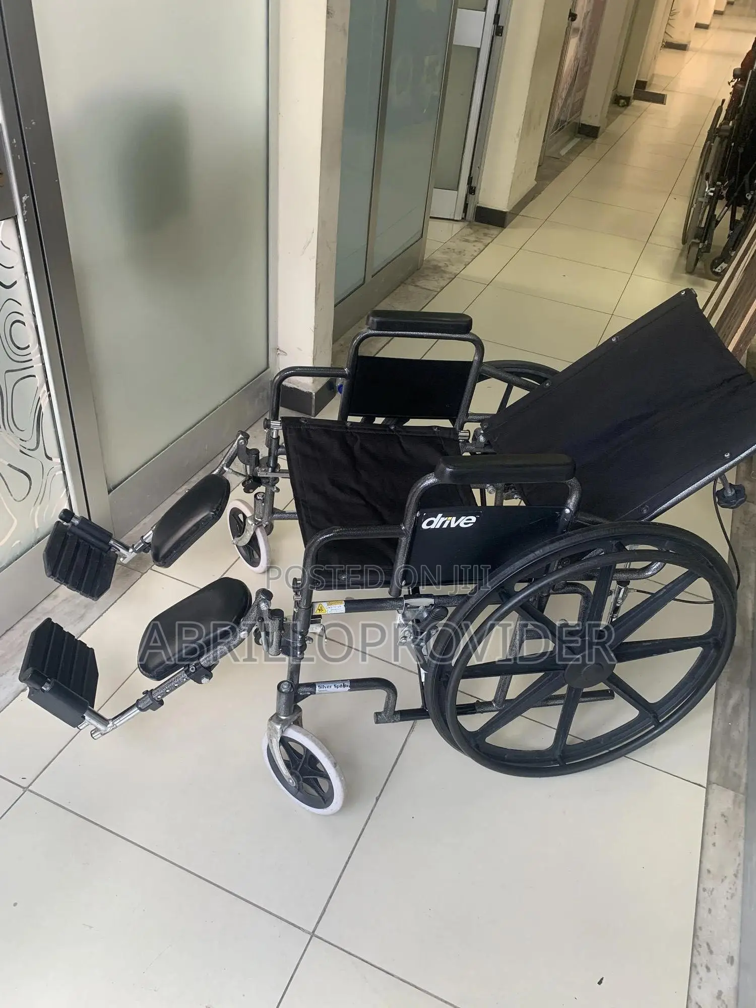 Adjustable Leg Rest, Mag Wheels,Wheelchair|Used Wheelchair