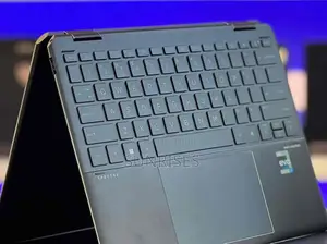 Photo - New Laptop HP Spectre 14 16GB Intel Core I7 SSD 512GB