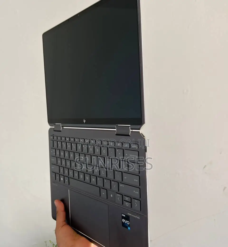 New Laptop HP Spectre 14 16GB Intel Core I7 SSD 512GB