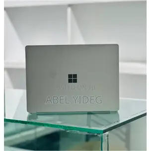 New Laptop Microsoft Surface Laptop 2 16GB Intel Core I7 SSD 512GB