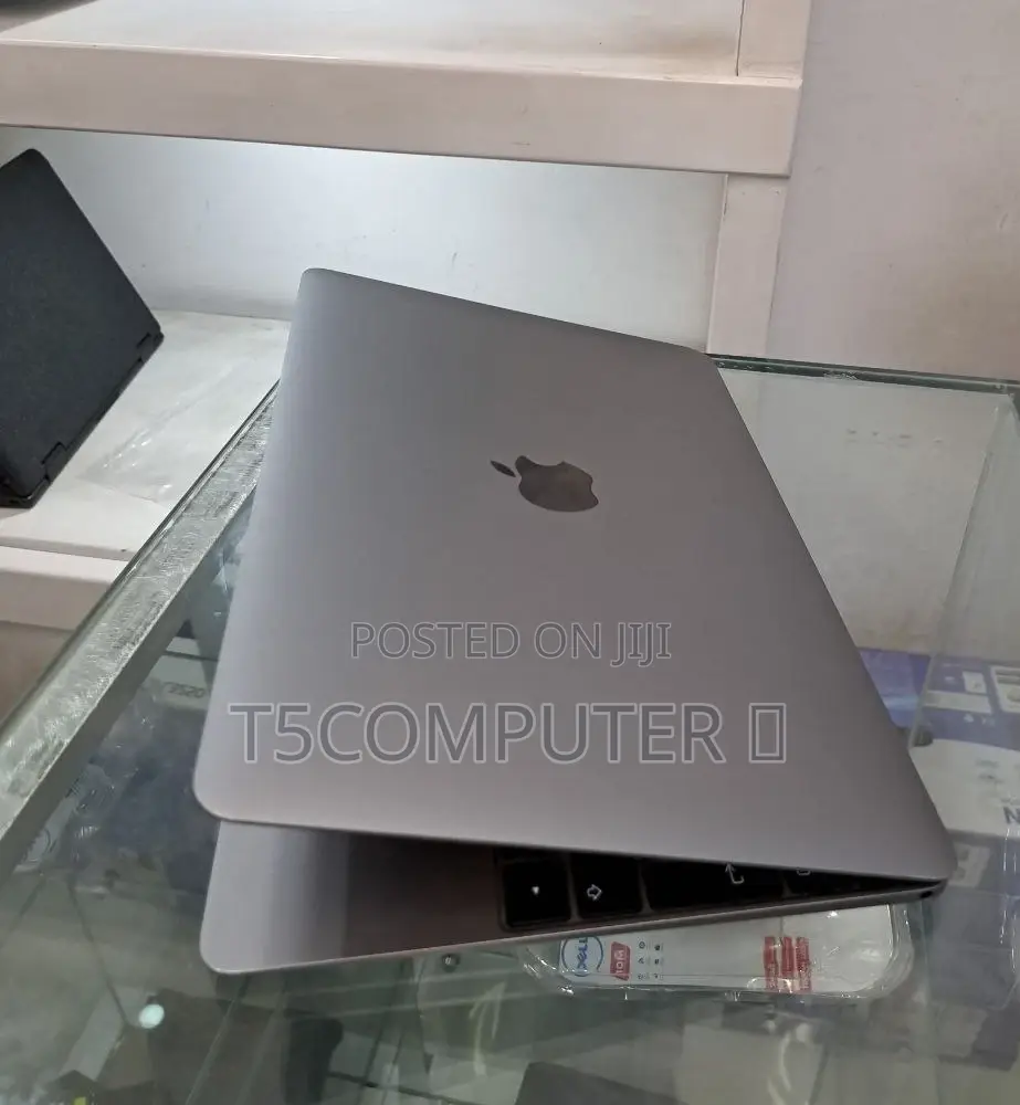 New Laptop Apple MacBook Pro 2017 8GB Intel Core I5 SSD 512GB