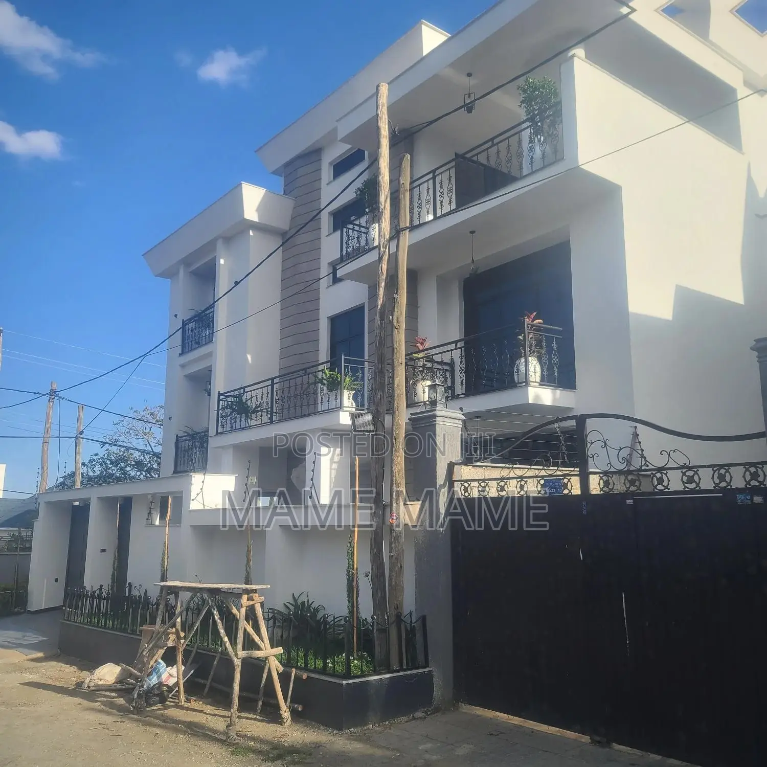 9bdrm House in Addis Abeba, Bole for sale